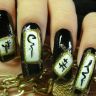 Китайский маникюр с рисунком иероглифы на ногтях